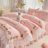 INS Korean Embroidery Ruffles Lace Bed Skirt Bedding Set Princess Girls Duvet Cover Pillowcase Solid Color Quilt Over Decor Home