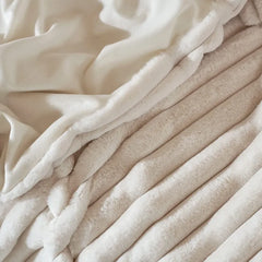 Room decor Faux Fur Throw Blanket Plush Bedspread on the bed plaid sofa cover towel blankets and throws for living room bedroom