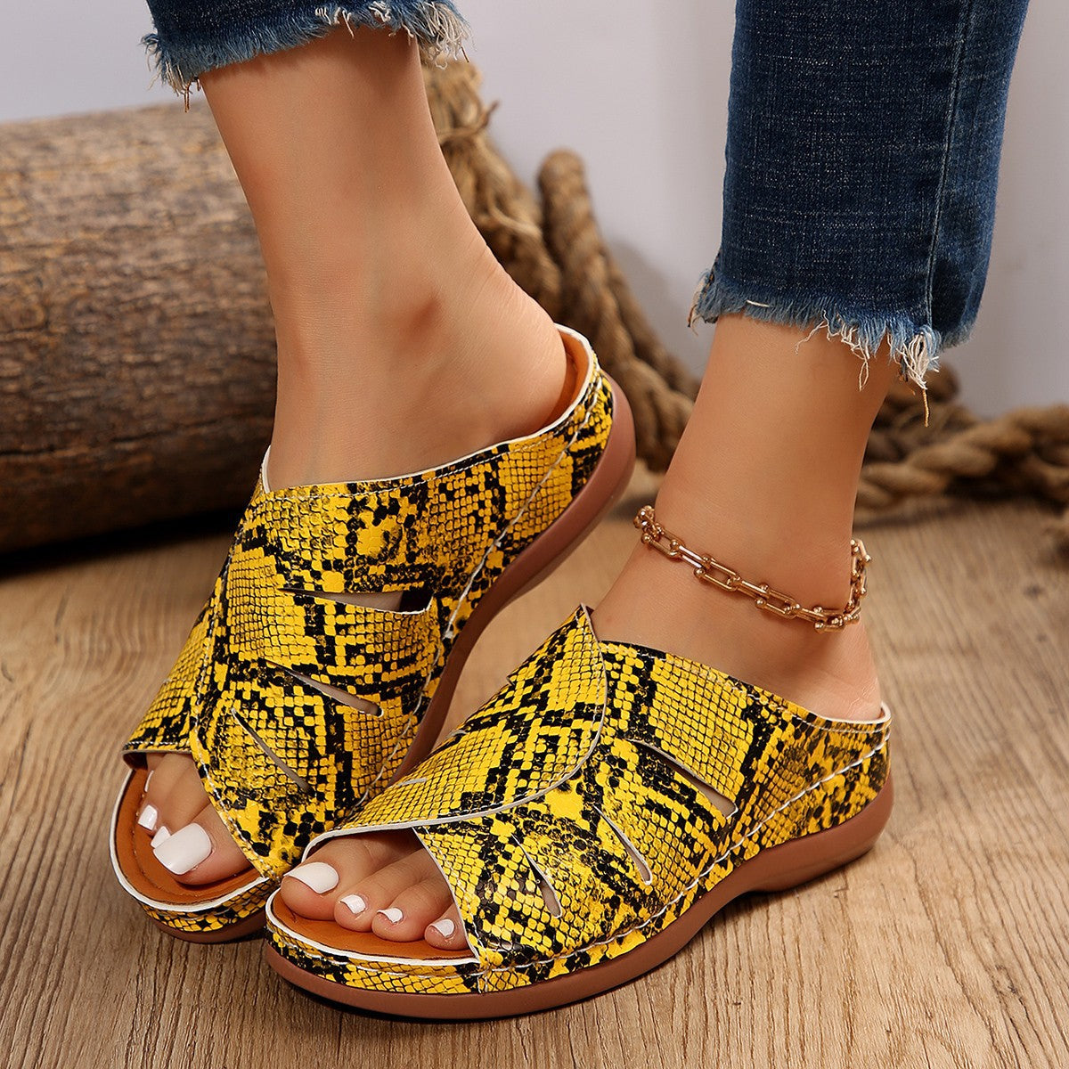 Brenna® | Casual and cool Sandals