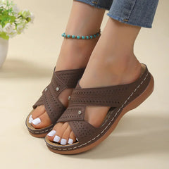 Ada® | Versatile and Airy Sandals