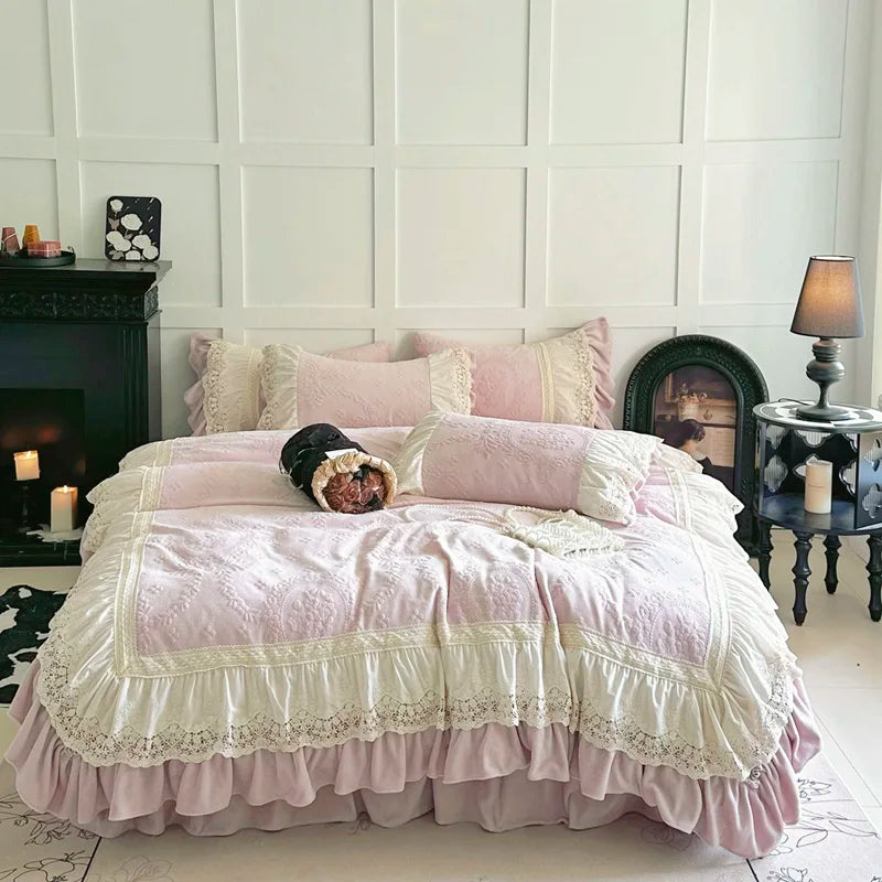 Vintage French Style Lace Ruffles Carved Velvet Wedding Bedding Set Duvet Cover Set Bed Sheet Fitted Sheet Bed Skirt Pillowcases