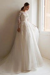 Bennett Long Sleeve Wedding Dress