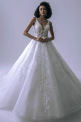 Dream Lace Applique Tulle A-Line Wedding Dress