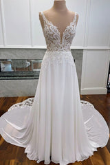 Kelsey Chiffon & Lace Wedding Dress