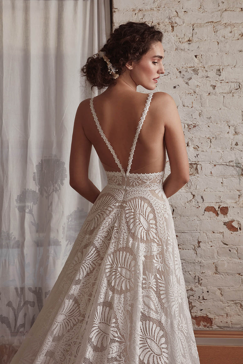 Mijas Ethereal Lace Wedding Dress