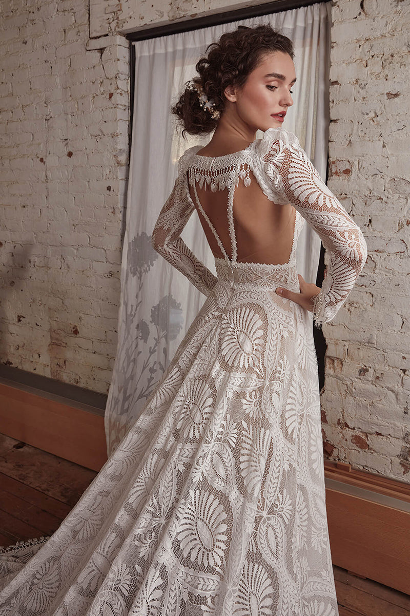 Mijas Ethereal Lace Wedding Dress