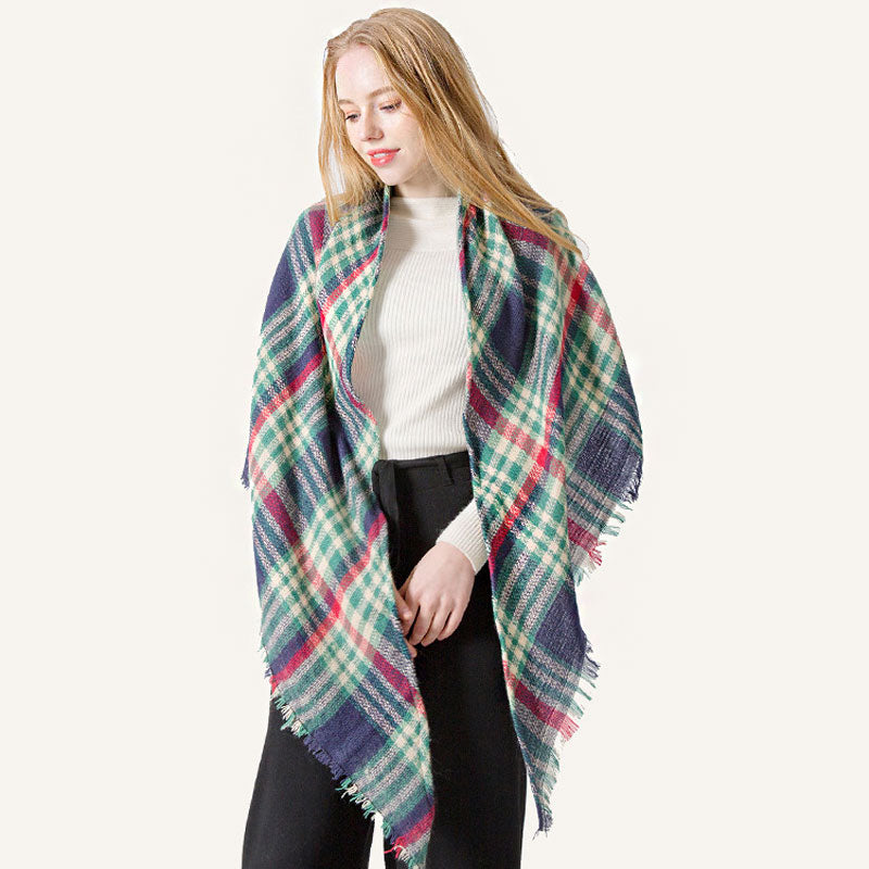 Multicolor Contrast Plaid Pattern Frayed Hem Knit Triangle Scarf