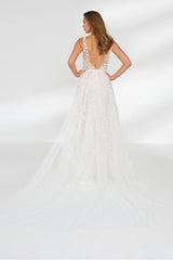 Olena Ethereal A-line Tulle Wedding Dress