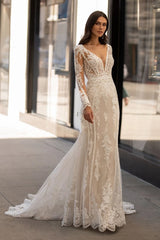 Serene Long-Sleeve Wedding Dress