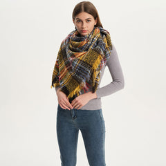 Stylish Contrast Madras Plaid Print Frayed Hem Knit Triangle Scarf