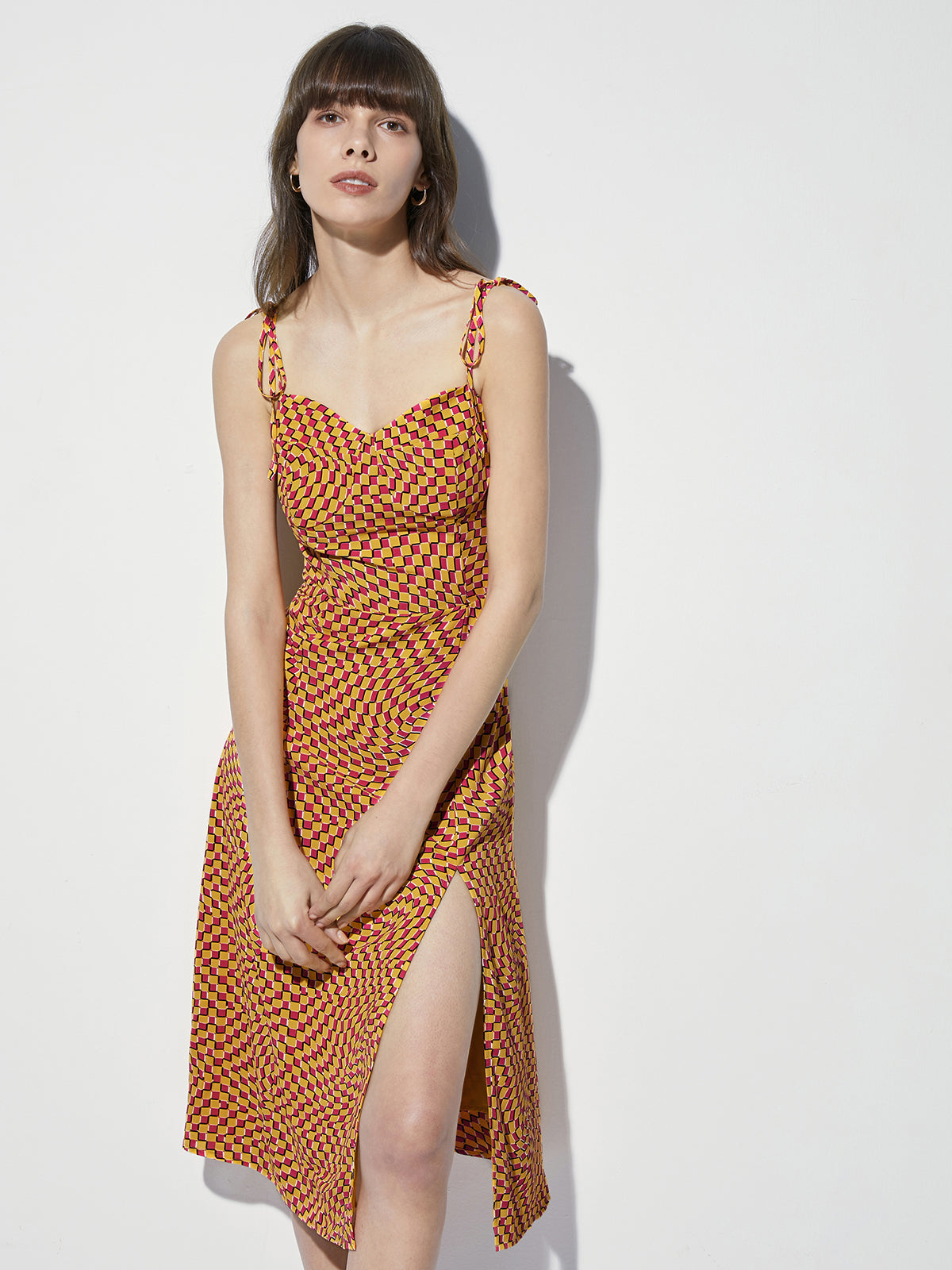 Groovy Contour Sleeveless Off The Shoulder Midi Dress