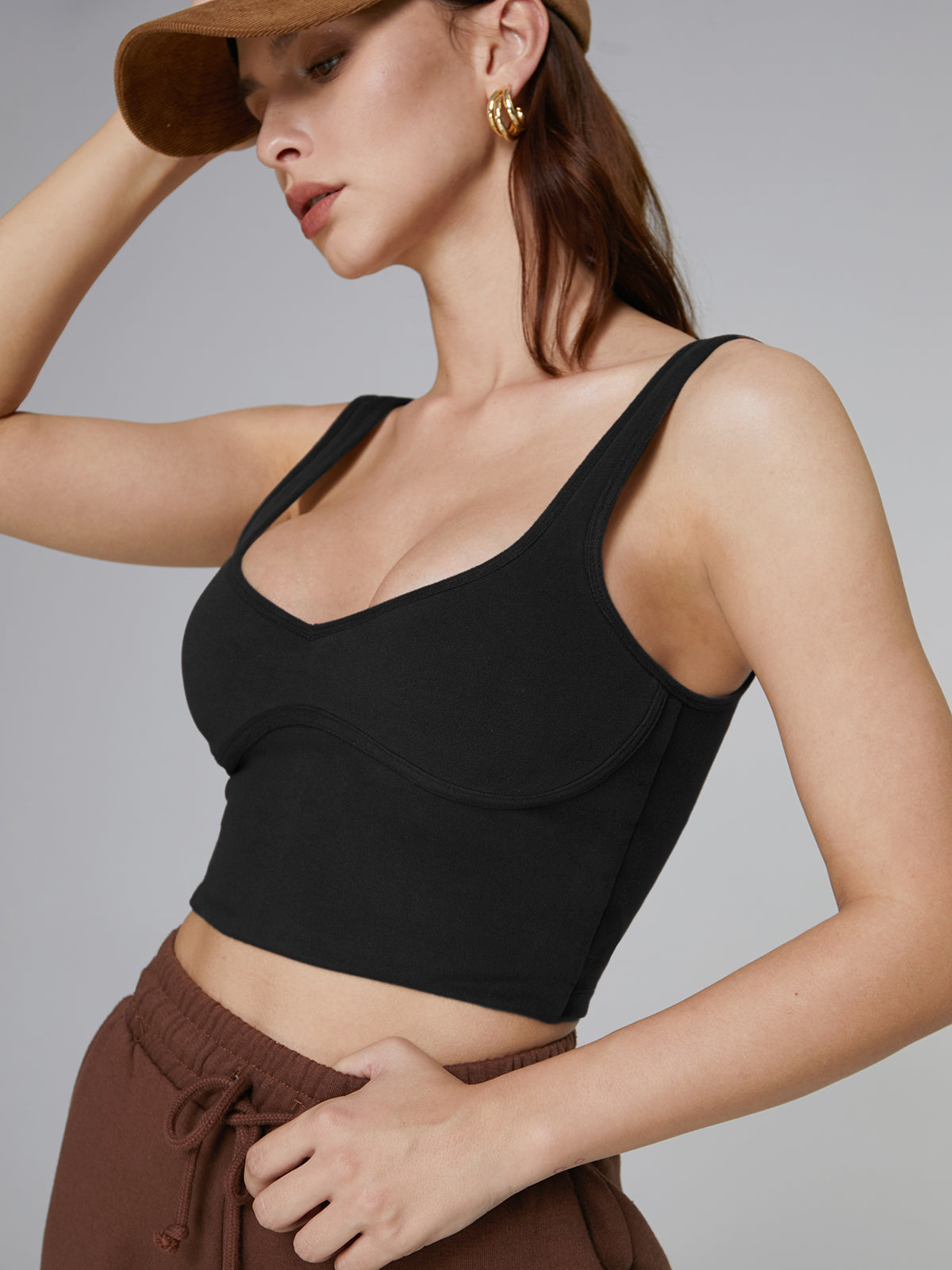 Balck Contour Crop Tank