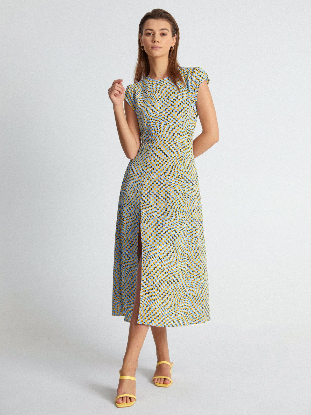 Shoulder Cap Groovy Scoop Neck Midi Dress