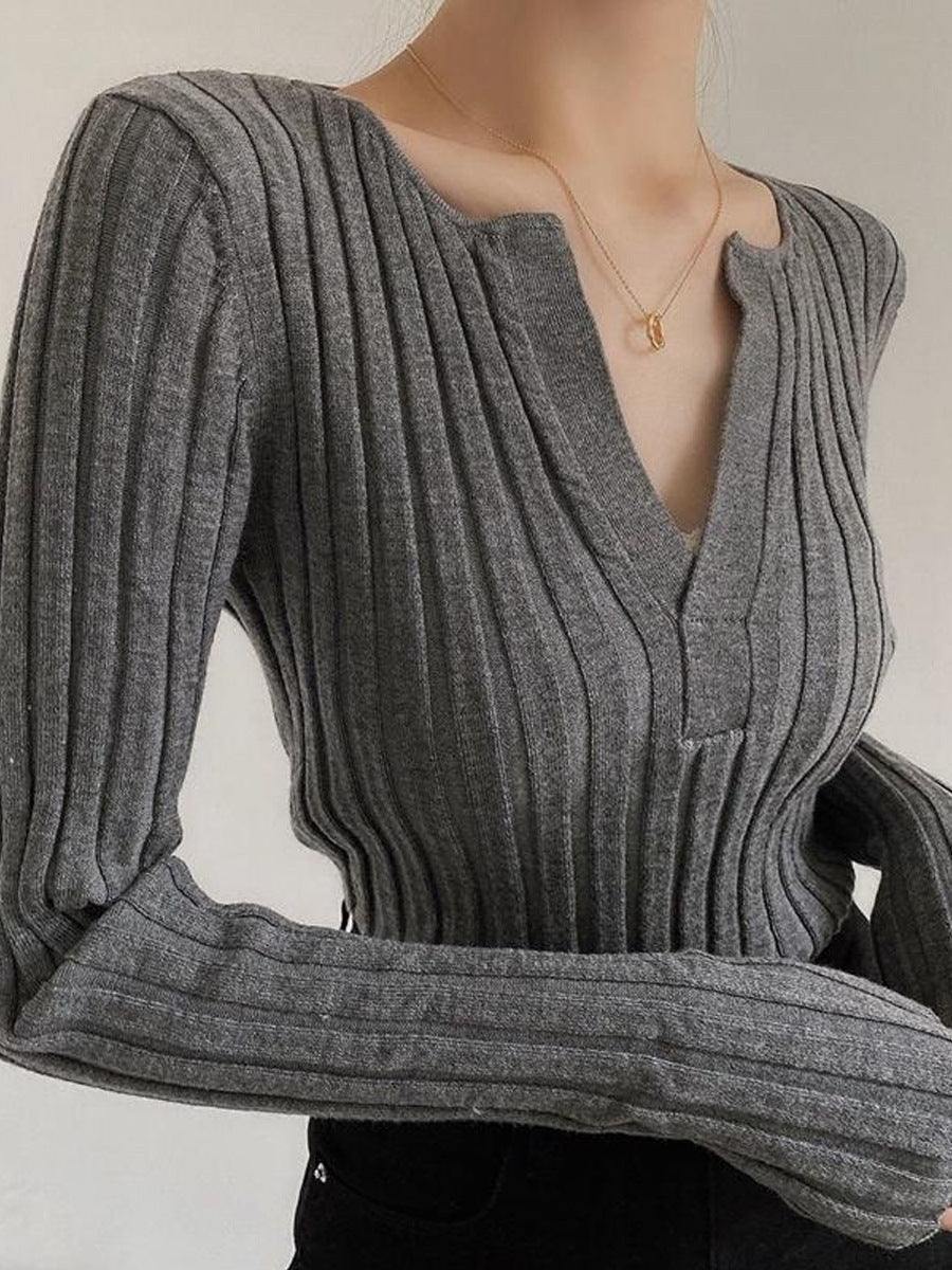 Solid Textured V-neck Knit Top