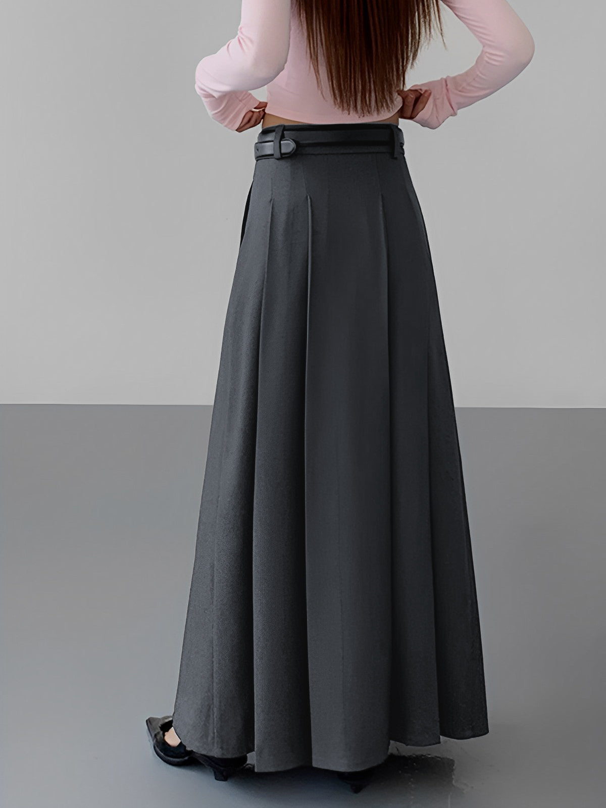 Unbelted Pleated Long Skirt