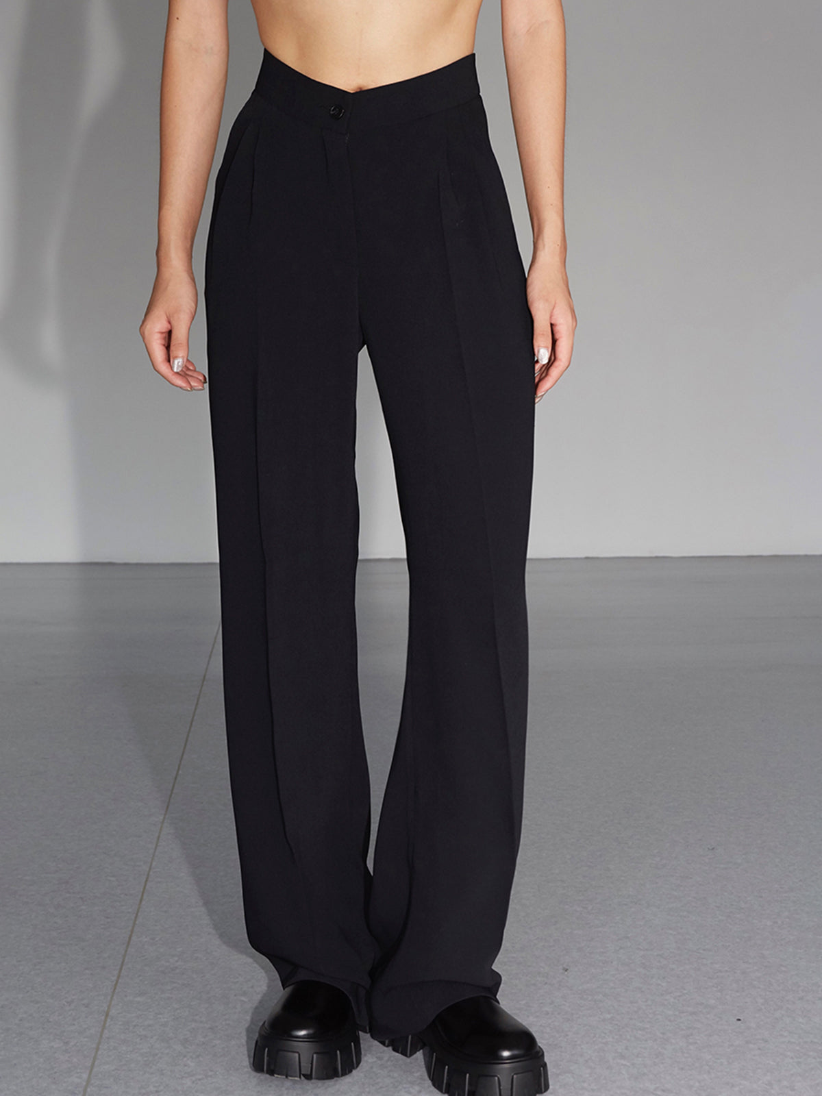 V-Shape Waist Pleated Flowy Straight Leg Pants