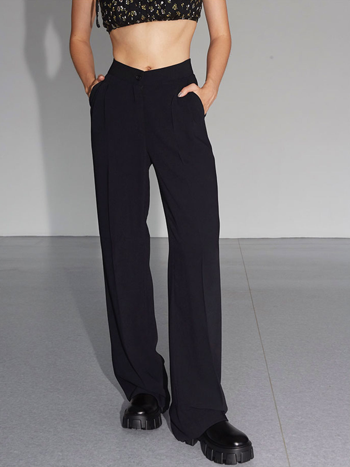 V-Shape Waist Pleated Flowy Straight Leg Pants