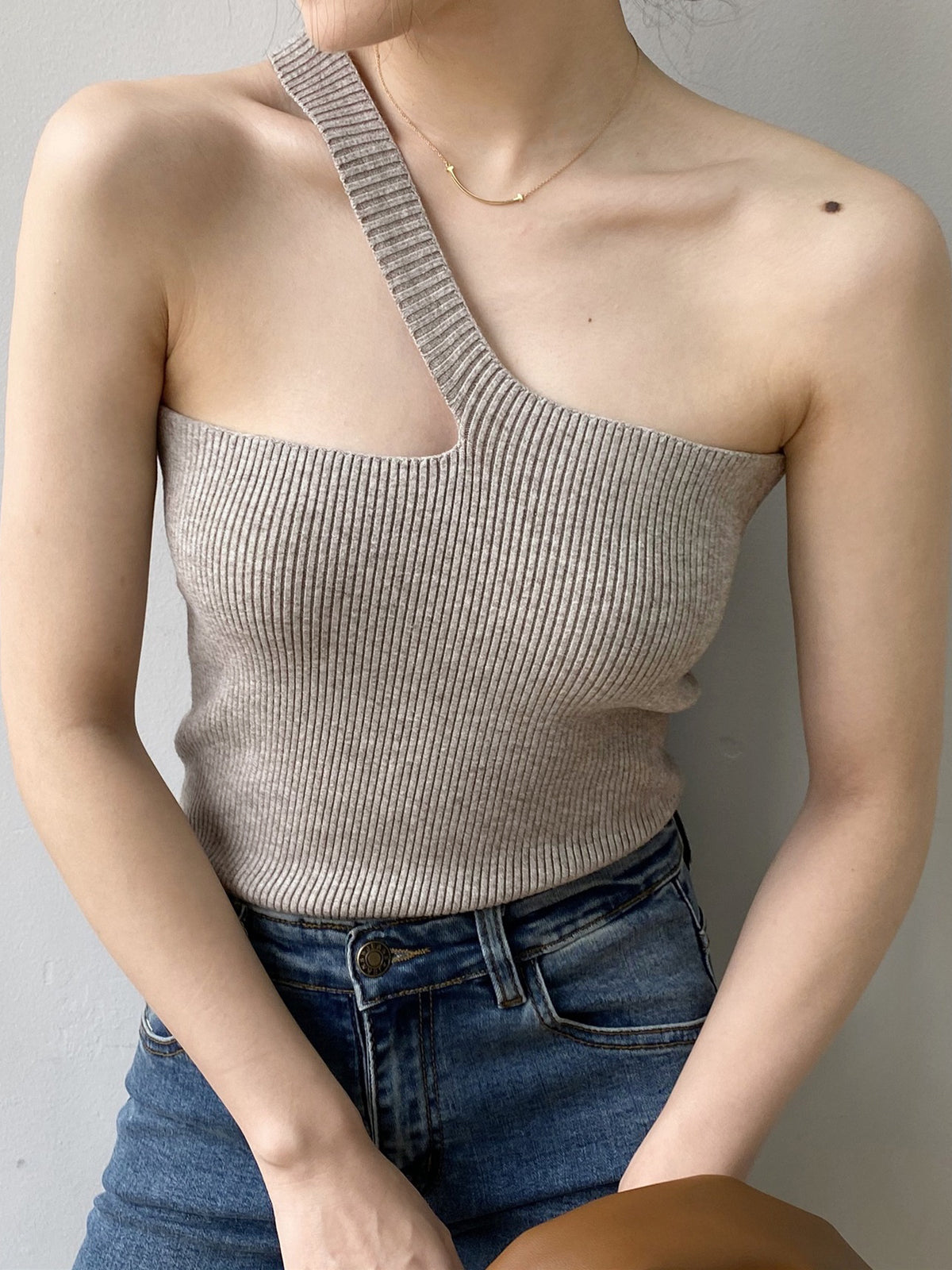 Basic One Strap Knit Top