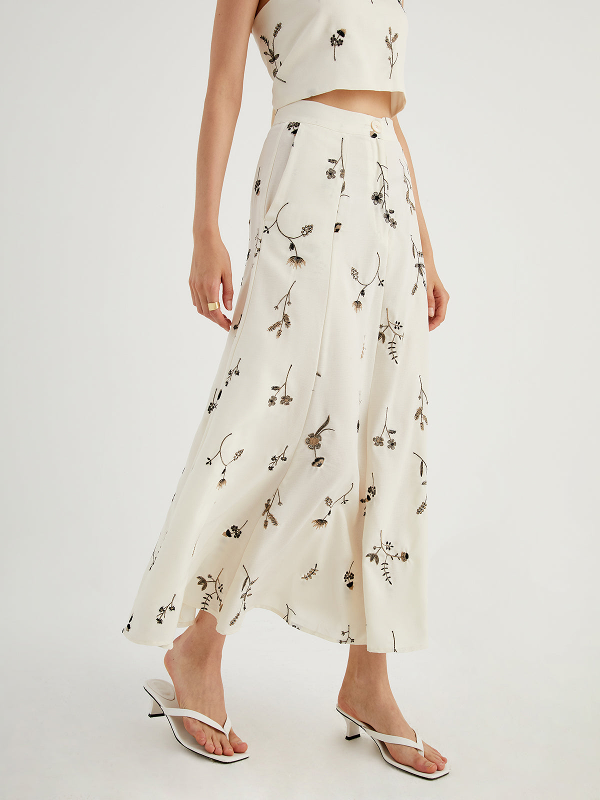 Embroidered Floral Long Skirt