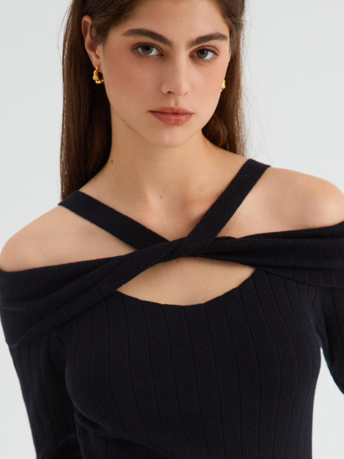 Knotted Cutout Off Shoulder Knit Top